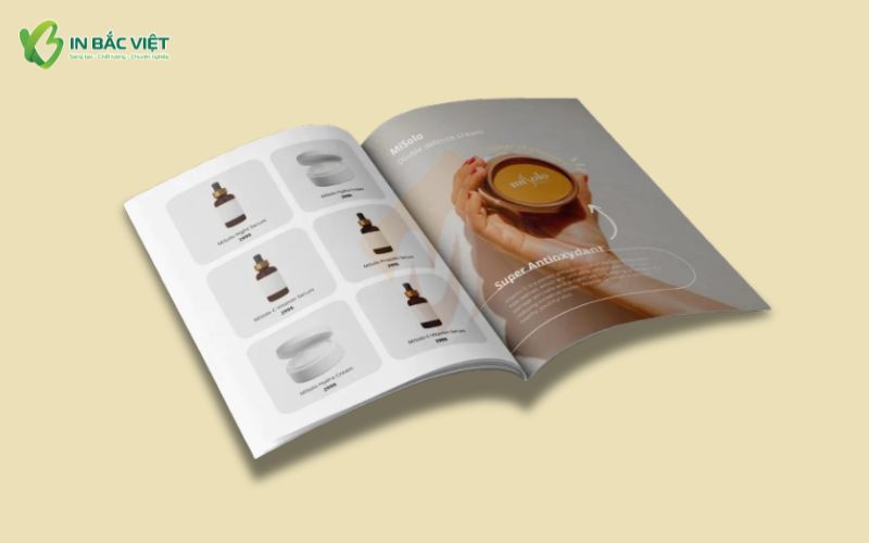 Ấn phẩm giới thiệu mỹ phẩm phong cách tinh tế, tối giản