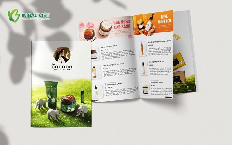 Mẫu catalogue mỹ phẩm thiên nhiên khổ A5 với thiết kế nhẹ nhàng, gần gũi