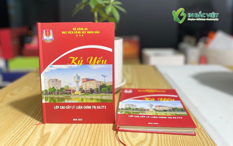 Mẫu kỷ yếu bìa cứng cao cấp, thiết kế sang trọng dùng cho lớp bồi dưỡng chính trị