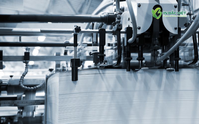 Quy trình in catalogue thời trang chuyên nghiệp tại xưởng in Bắc Việt với hệ thống máy móc hiện đại