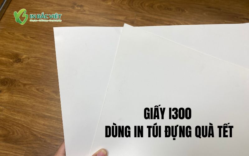 Chất liệu giấy I300 dùng để in túi giấy quà Tết, cứng cáp và bền đẹp