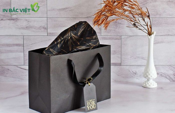 túi giấy đựng túi xách sang trọng màu ghi