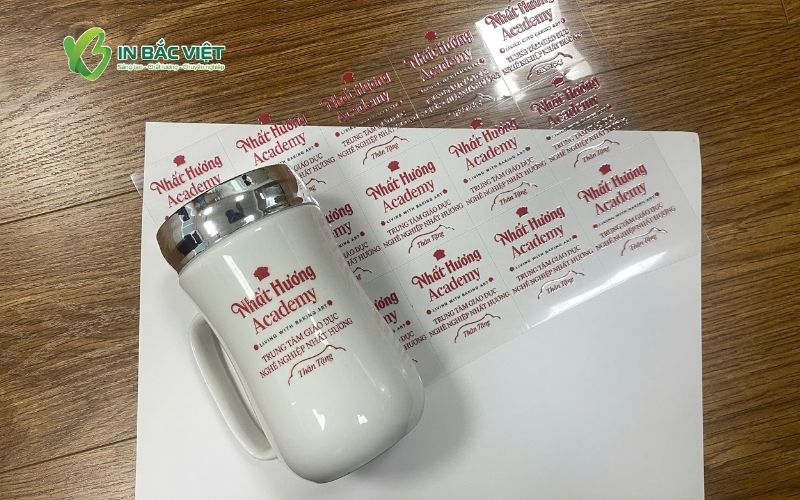 in-tem-uv-dtf-dan-len-be-mat-coc-su