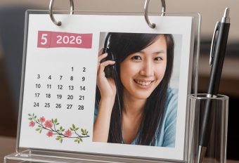 IN LỊCH ĐỂ BÀN ĐẾ MICA THEO YÊU CẦU, GIÁ TỐT
