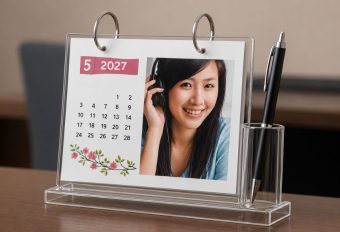 IN LỊCH ĐỂ BÀN ĐẾ MICA THEO YÊU CẦU, GIÁ TỐT
