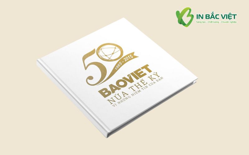 kỷ yếu Tập đoàn Bảo Việt thiết kế trang trọng, lưu giữ dấu ấn chặng đường phát triển