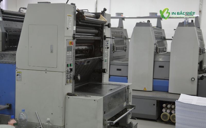 Hệ thống máy in offset tại In Bắc Việt phục vụ in tiêu đề thư công ty