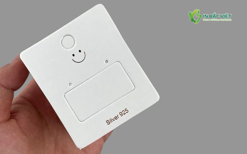 Mẫu Tag bông tai đục lỗ, bế gân theo yêu cầu