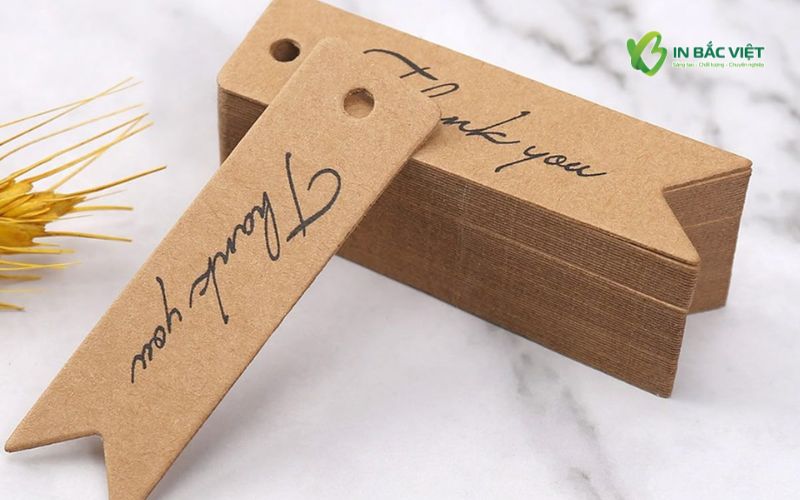 Mẫu thẻ bài hình thoi dùng để treo trên sản phẩm