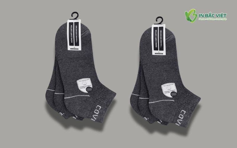 Thẻ Tag gắn tất cổ ngắn giúp hiển thị thông tin