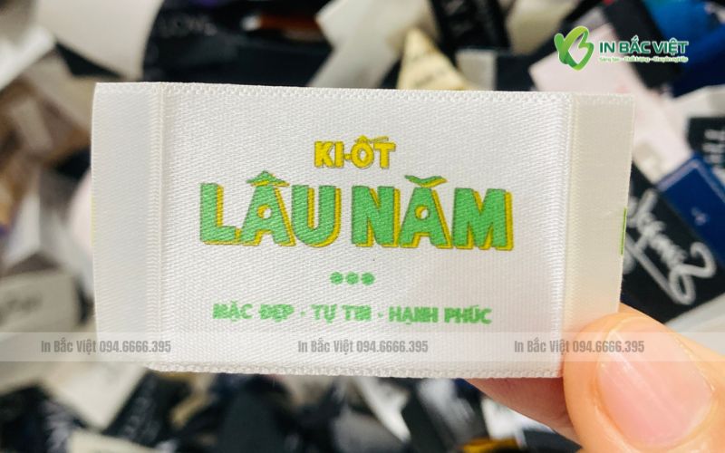 In mác Satin sản phẩm may mặc theo yêu cầu với nhiều màu sắc nổi bật