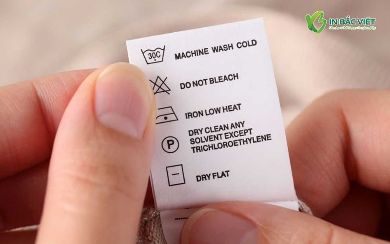 Nhãn mác giấy dai in hướng dẫn giặt là